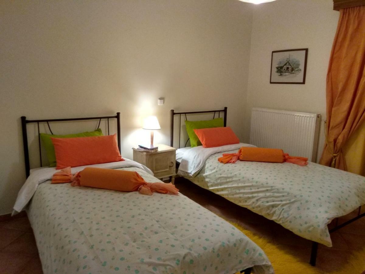 Mainades House Apartman Vitína Kültér fotó